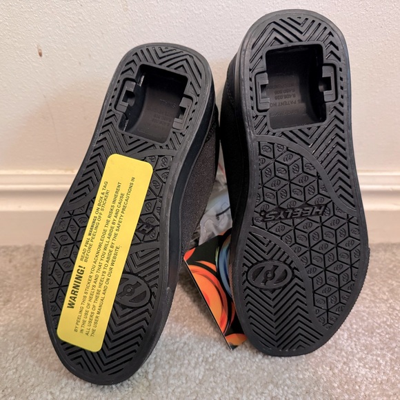 Heelys Pro 20 Skate Shoe- Kids - Picture 12 of 15